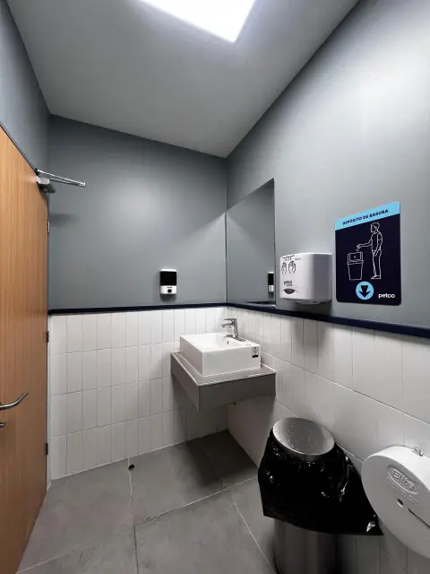 Strip Center Comercial Lo Barnechea - Vista 4